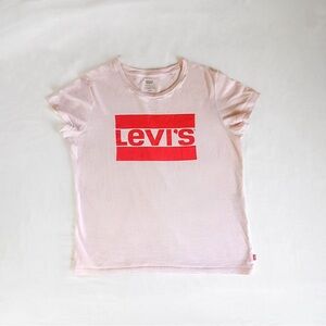 Levi's Light Pink Tee with Red Graphic